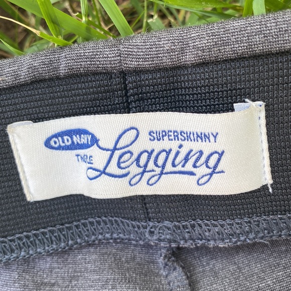 Old Navy SUPERSKINNY Gray Legging - Picture 2 of 4